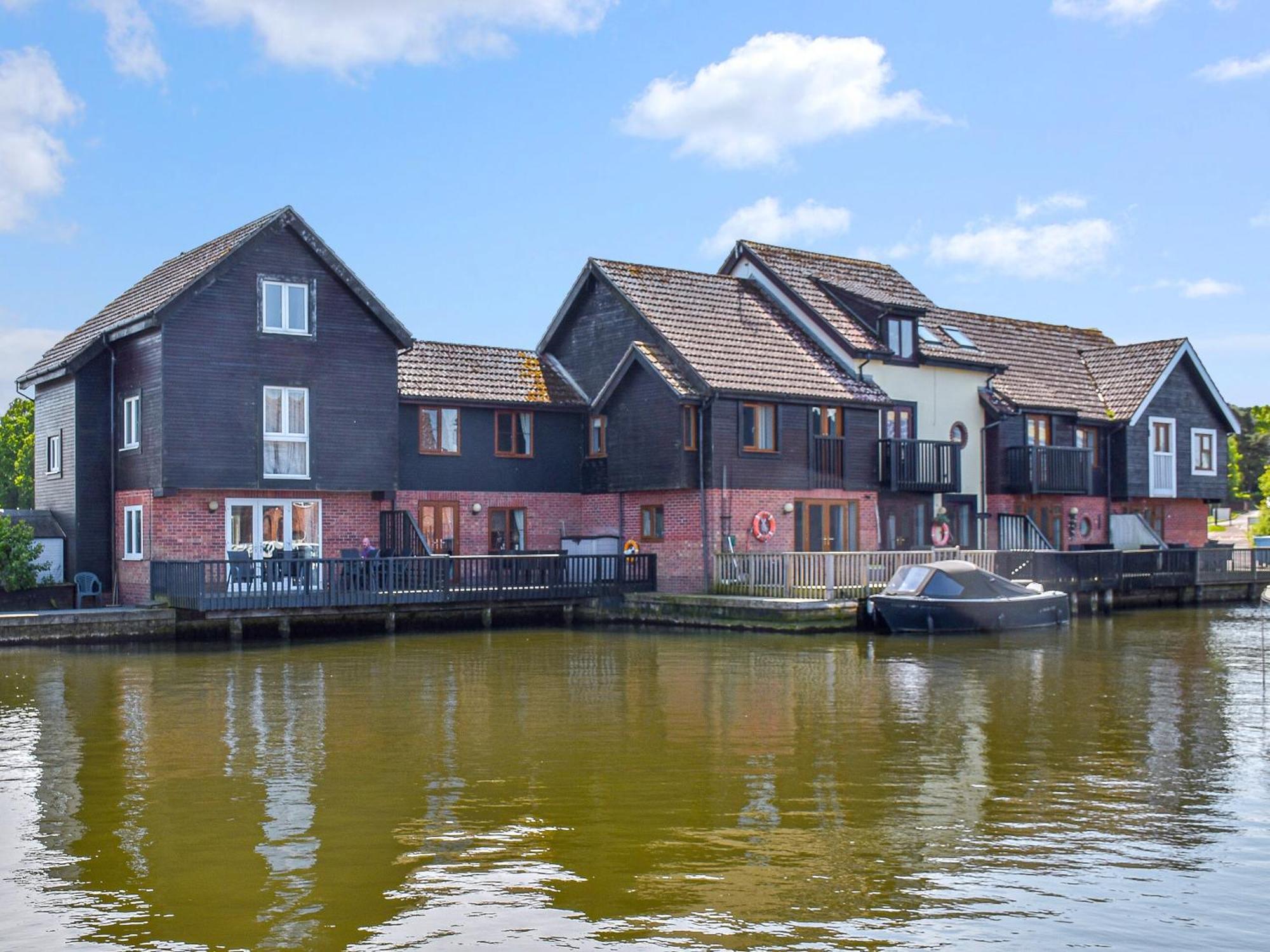 Lilys Cottage Wroxham Buitenkant foto